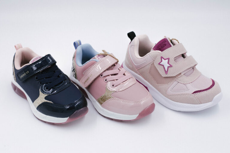 buty sportowe dziecięce rzep